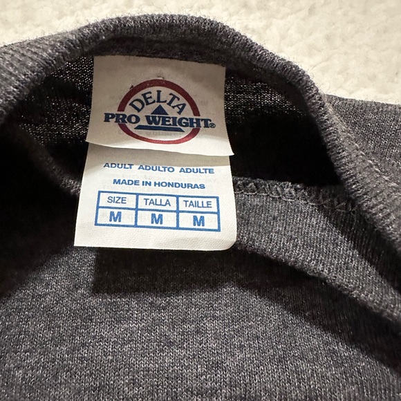 Wakefield Castro Motor Oil Men’s Tshirt Meduim - Picture 3 of 6